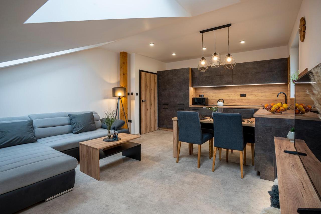 Lazenske Apartmany 纳霍德 外观 照片