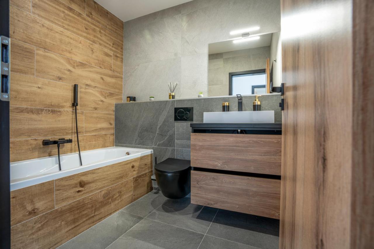 Lazenske Apartmany 纳霍德 外观 照片