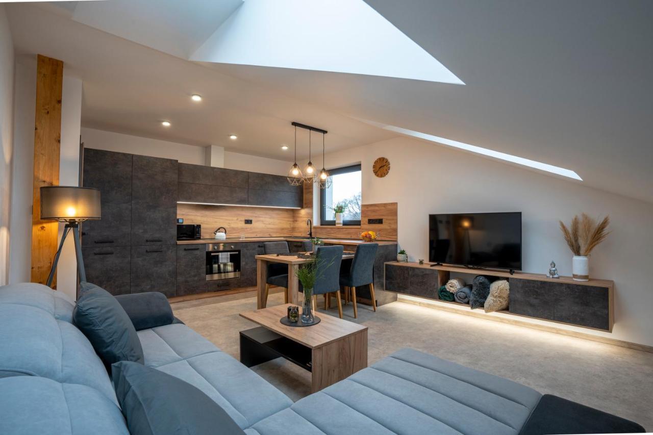 Lazenske Apartmany 纳霍德 外观 照片