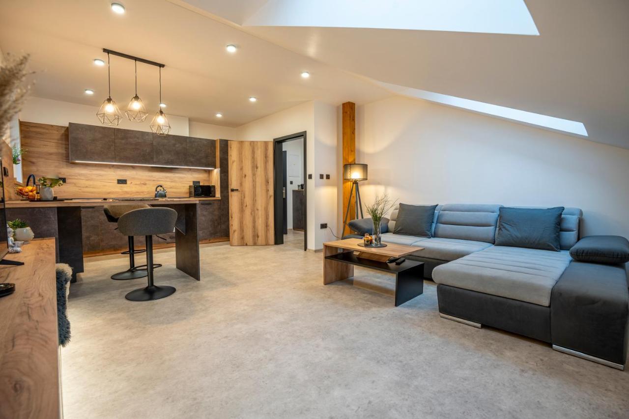 Lazenske Apartmany 纳霍德 外观 照片
